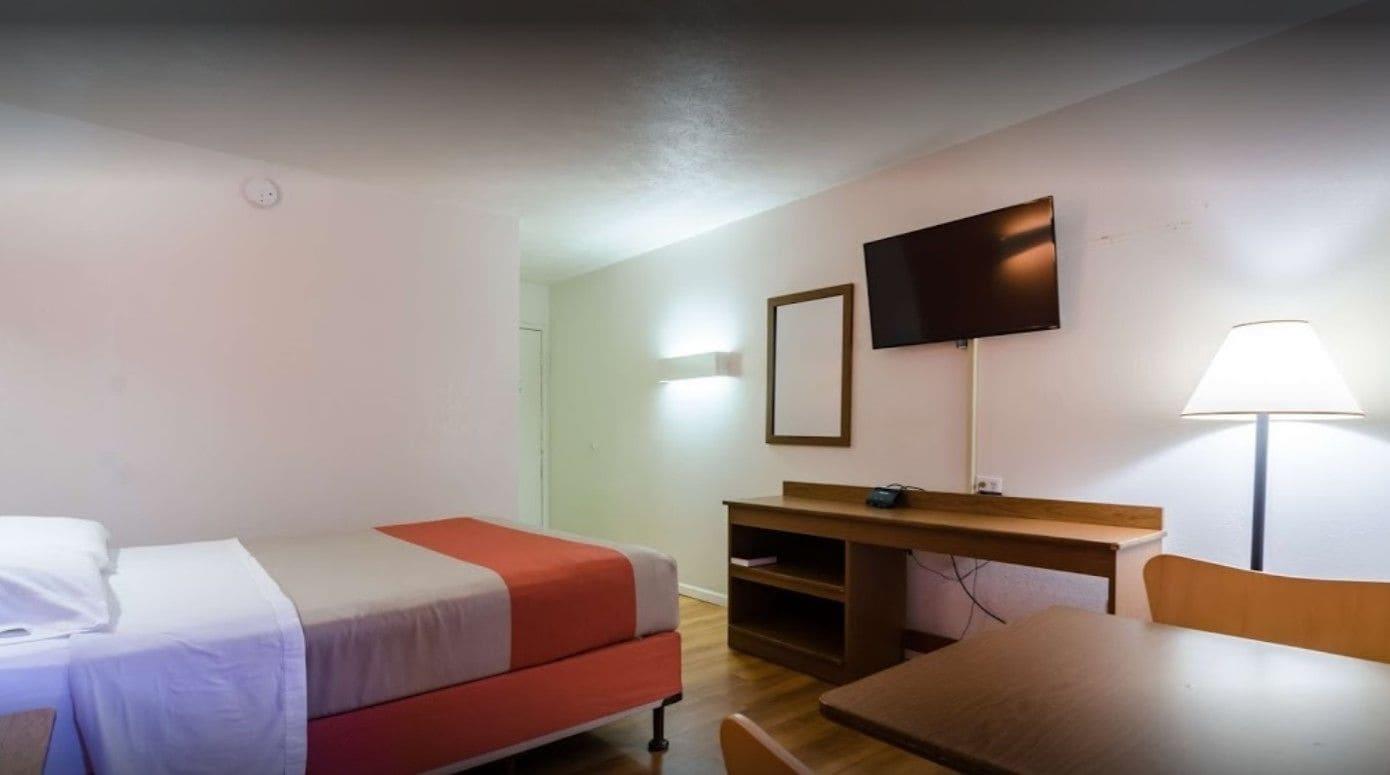 אמפוריה Rodeway Inn מראה חיצוני תמונה